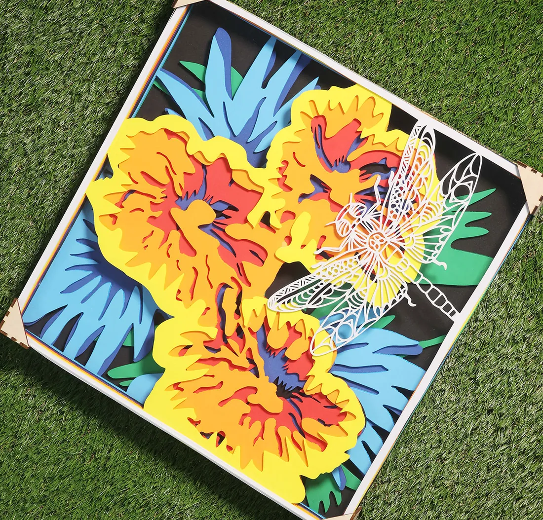 carta colorata tagliata (Thunder Titan Pro)